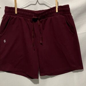 Stylish Maroon Athletic Shorts for Men